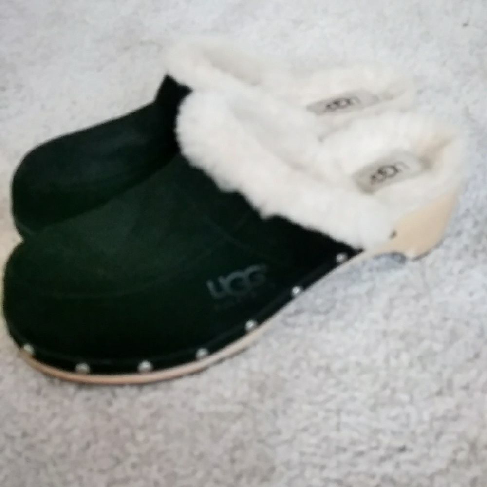 Ugg Kalie Suede Clogs